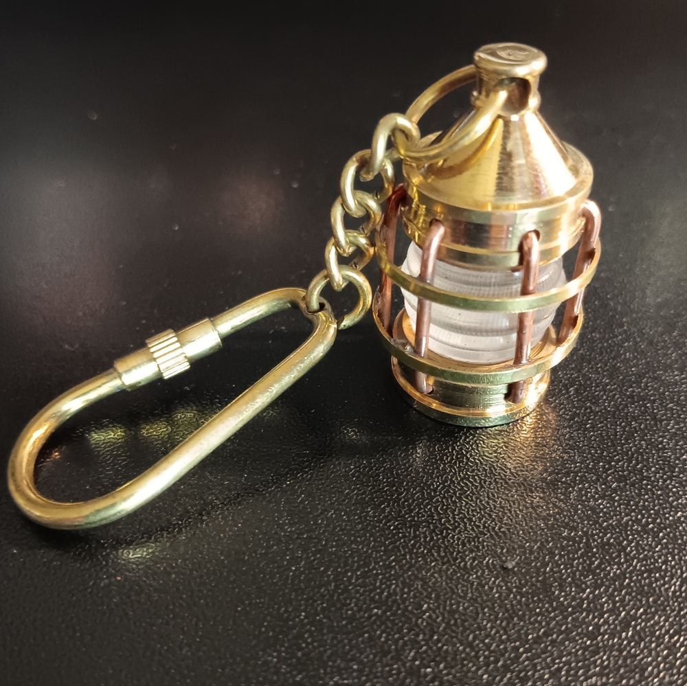 Keychain - Anchor Lantern (NWOT)
